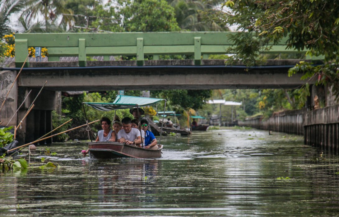 ล่องเรือคลองมหาสวัสดิ์ จัดเต็มชุมชนน่าเที่ยว by.เรื่อง/ภาพ ลานลม