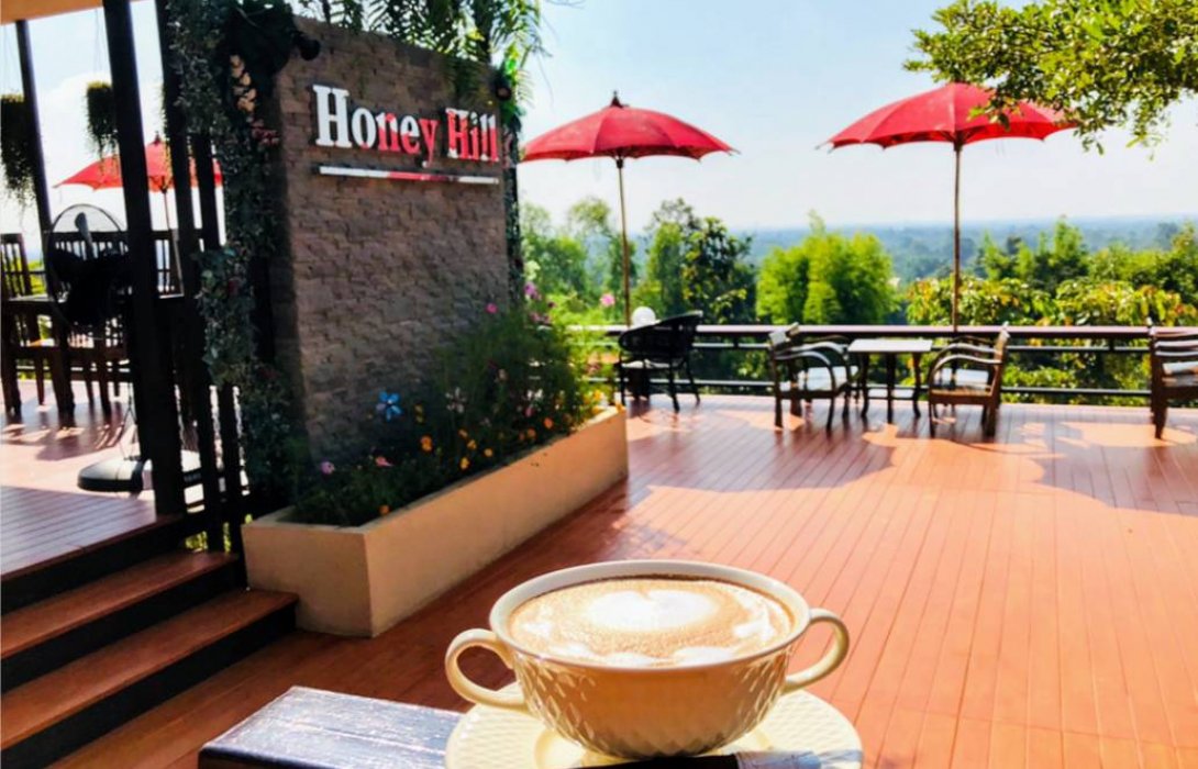 ฟินเวอร์ จิบกาแฟ ชมวิวสวย บนยอดเขา “Honey Hill coffee&food;”   