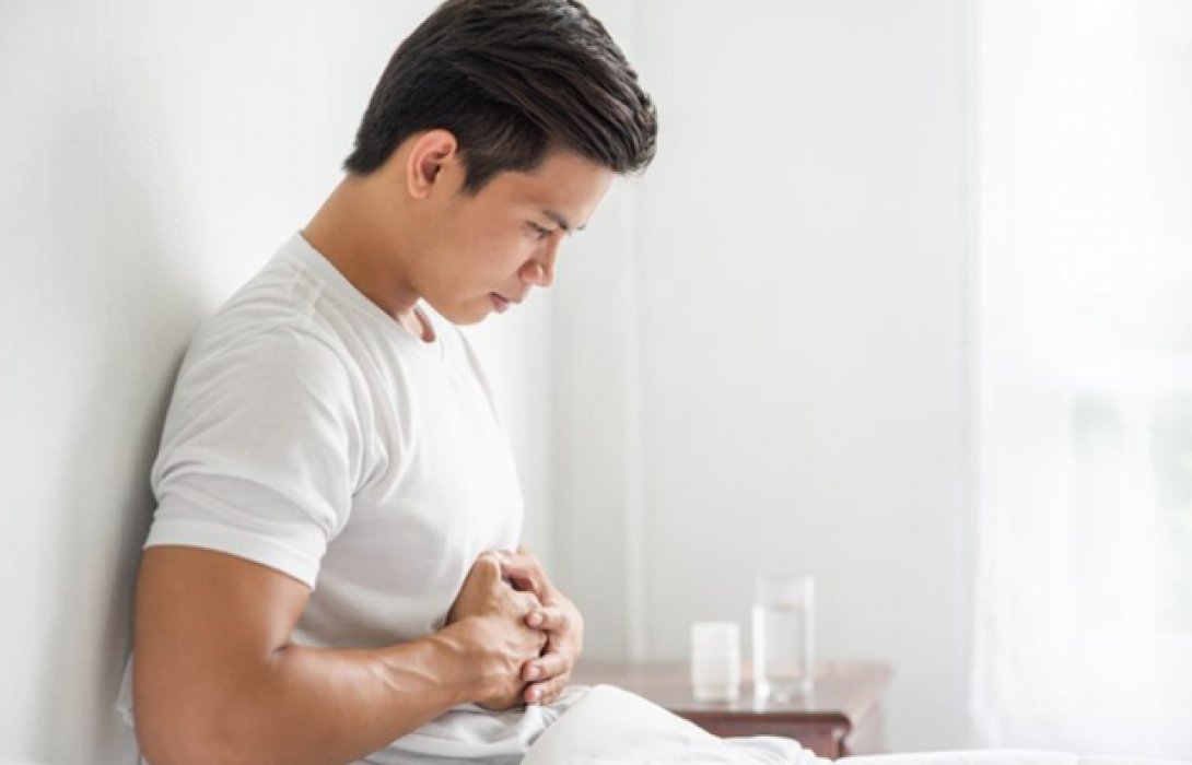 เช็กก่อน ! อาการท้องแข็ง หายใจไม่สะดวก บอกโรคอะไร