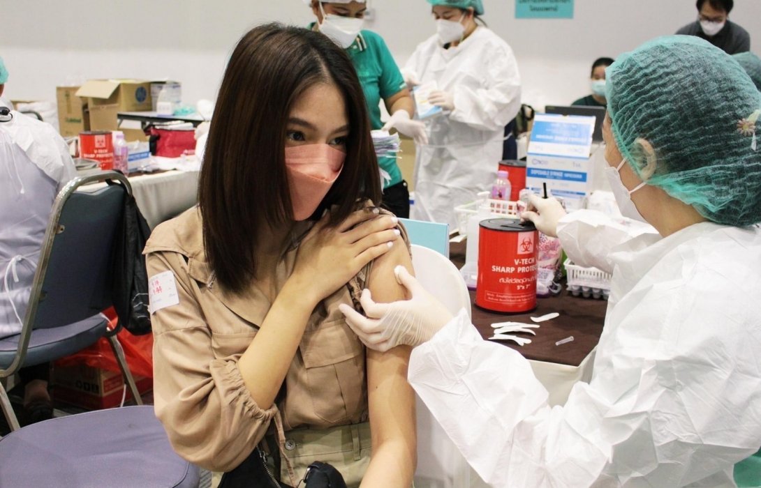 สสจ.นนทุบรี เปิดลงทะเบียนฉีดวัคซีนบูสต์เข็ม 3 “ไฟเซอร์” จำนวน 24,000 คน