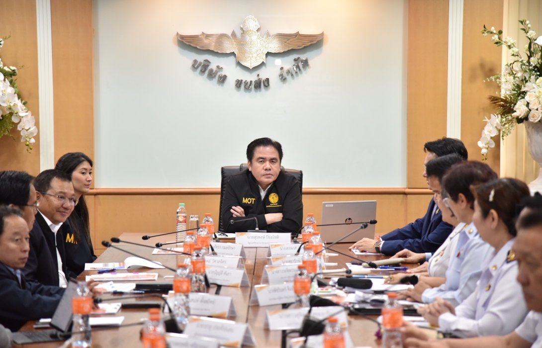 “คมนาคม” มอบของขวัญปีใหม่ 2567 ลดค่าโดยสารรถ บขส. 20% ให้ผู้โดยสารที่จองตั๋วออนไลน์ เดินทางไปก่อน-กลับทีหลัง พร้อมขยายเวลาจองตั๋วล่วงหน้า 1 ปี ทุกเส้นทางภายในประเทศ เริ่ม 1 ธ.ค. นี้