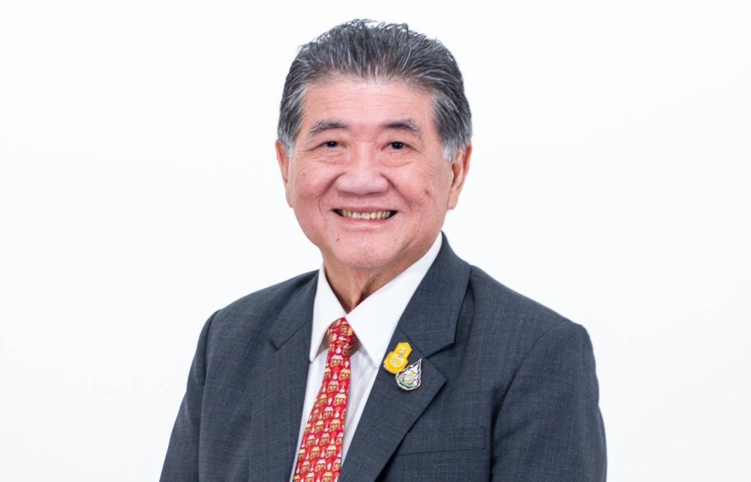 “ภูมิธรรม” นำคณะผู้บริหารพาณิชย์ เยือนคุนหมิง เป็นประธานซื้อขายมันและกาแฟ ให้รอลุ้นมูลค่ามหาศาล