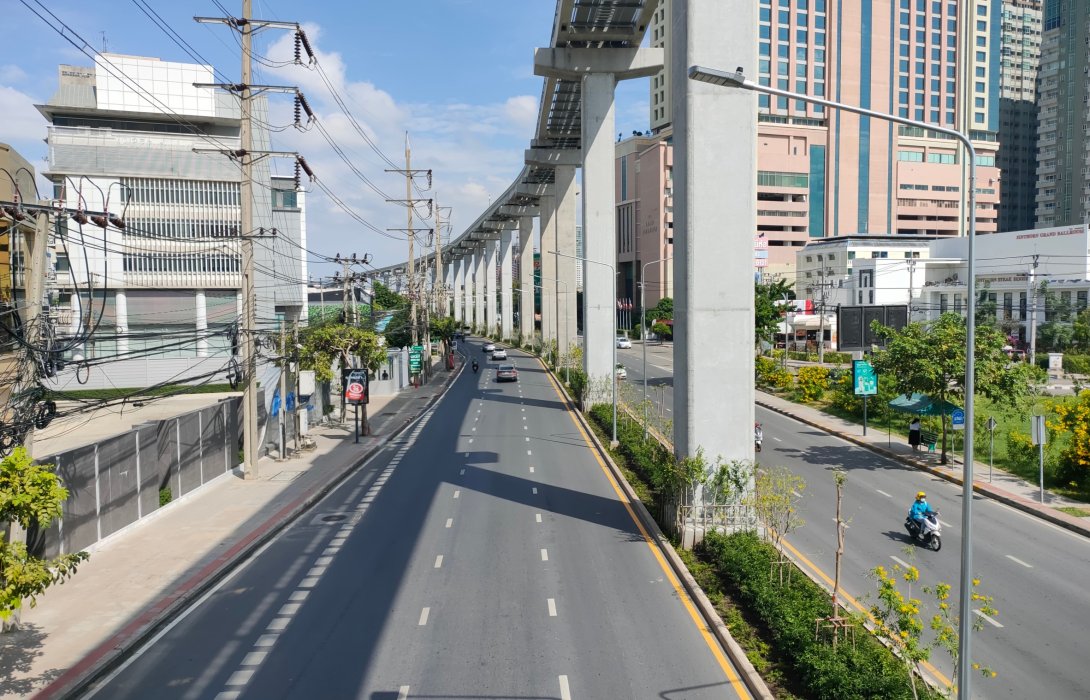 รฟม. เด้งรับนโยบายคมนาคม สั่งเข้มผู้รับเหมาก่อสร้างรถไฟฟ้าทุกสาย เน้นความสะดวก ปลอดภัย ใส่ใจให้บริการประชาชน