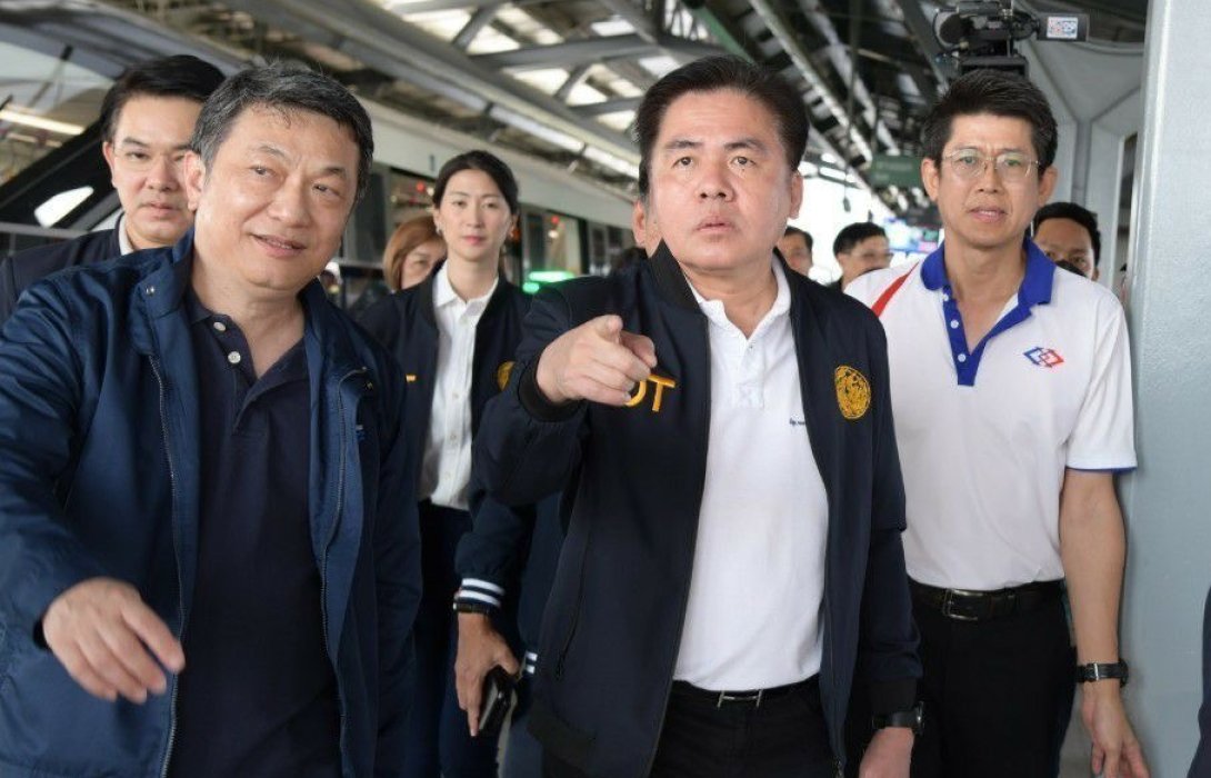 'สุรพงษ์' ลงพื้นที่ทดสอบระบบรถไฟฟ้าสีชมพู  สร้างความมั่นใจก่อนเปิดให้ประชาชนทดลองใช้บริการครบ 30 สถานี 