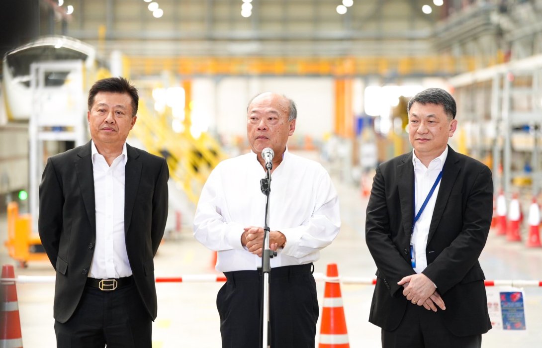 EBM เร่งสอบระบบรถไฟฟ้าสีเหลือง ย้ำชัด! ความปลอดภัยต้องสูงสุดเพื่อประชาชน