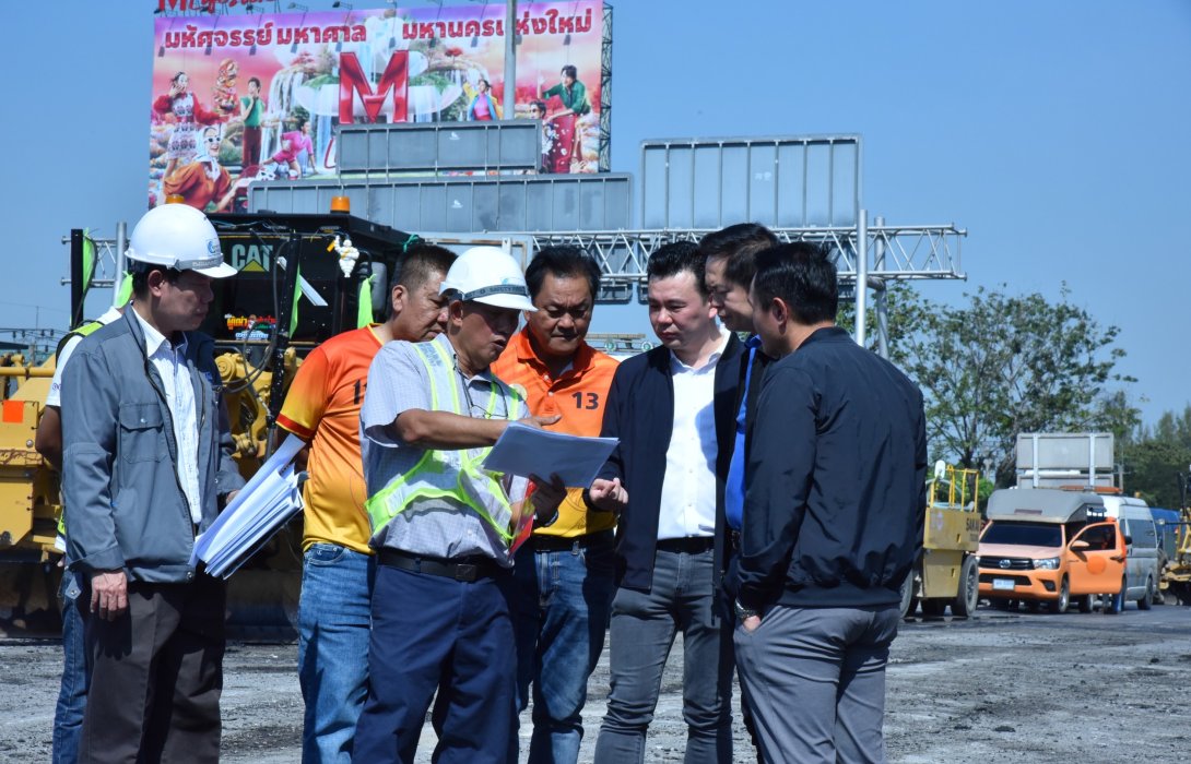 คมนาคม รุกตรวจสอบเหตุผิวจราจรทรุดตัว 60 ซม. บนทางหลวงหมายเลข 3902 ช่วงพระประแดง - บางแค พบทรายไหลเข้าอุโมงค์ เหตุ กปน. ประเมินผิดพลาด 