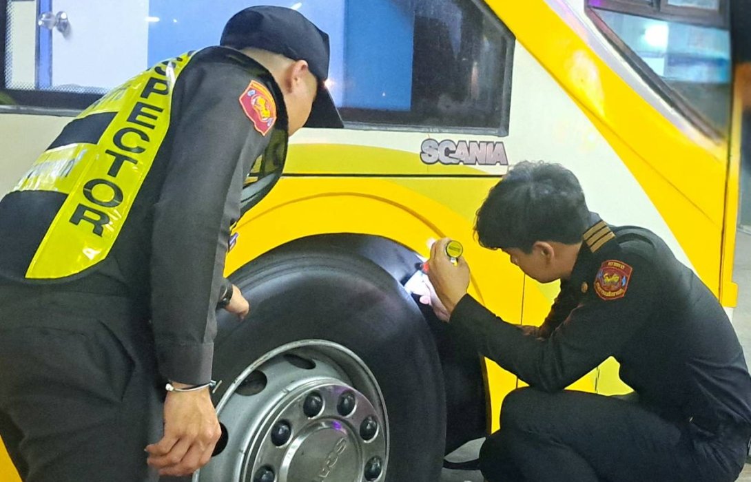 ขนส่งฯ เตือน!!! รถโดยสารสาธารณะอย่าฉวยโอกาสเอาเปรียบผู้โดยสาร หากฝ่าฝืนจะดำเนินการลงโทษขั้นสูงสุด