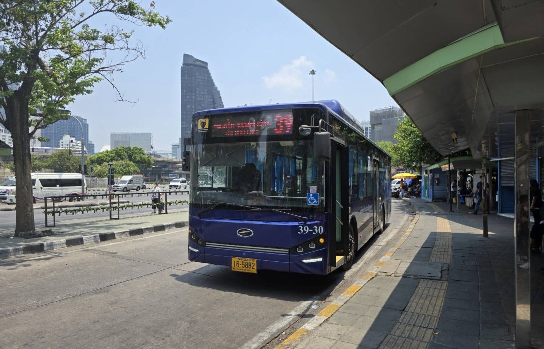 ไทย สมายล์ บัส ใจดี! ให้เด็กอายุต่ำกว่า 12 ปี ขึ้นรถเมล์ฟรี ตลอดปีมังกร