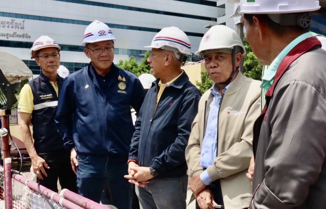 “พิพัฒน์” ลงพื้นที่ตรวจความคืบหน้าเหตุถนนสามเสนทรุด เผยทุกฝ่ายเร่งแก้ไขอย่างต่อเนื่อง เพื่อคืนสภาพจราจรด้วยความปลอดภัยให้ทันกำหนดภายใน 8 ตุลาคม นี้