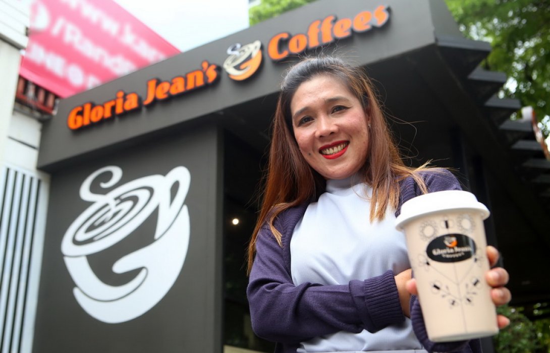 “กลอเรีย จีนส์ คอฟฟี่”  ปั้น แบรนด์ลูกบุกปั๊มน้ำมัน ท้าชนตลาดร้านกาแฟในไทย 
