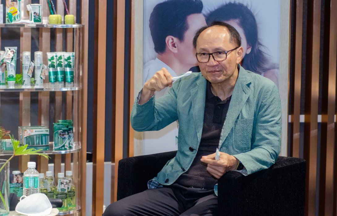 “สยามเฮลท์ กรุ๊ป” เผยแผนปี 64  สุดปัง งัดไม้เด็ดจีบ ‘ลิซ่า แบลคพิงค์’  เป็นพรีเซนเตอร์ ดัน ‘เดนทิสแต้’  เจาะ Gen Y พร้อมขยายสู่ตลาดโลก 