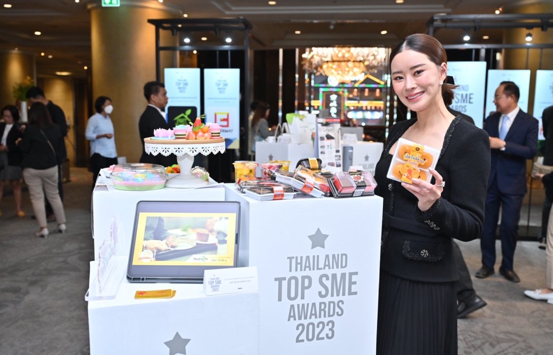 “เอพริล เบเกอรี่” เผยแผนปี 67 โฟกัสกลยุทธ์พัฒนาสินค้าใหม่ ลุยขายส่งร้านค้าทั่วประเทศครบวงจร ทั้งตลาดออนไลน์และส่งออกตลาดทั่วภูมิภาคเอเชีย ตั้งเป้าปีนี้โตอีก 20% 