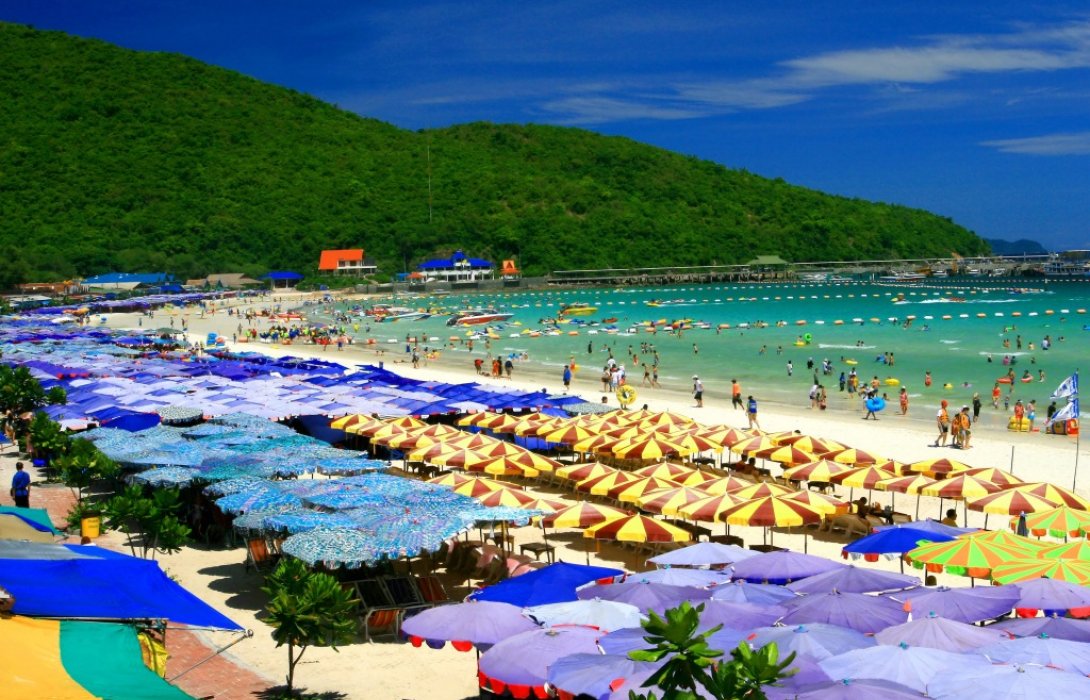    สีสันตะวันออก  เที่ยวสนุกพักสบาย ชลบุรี