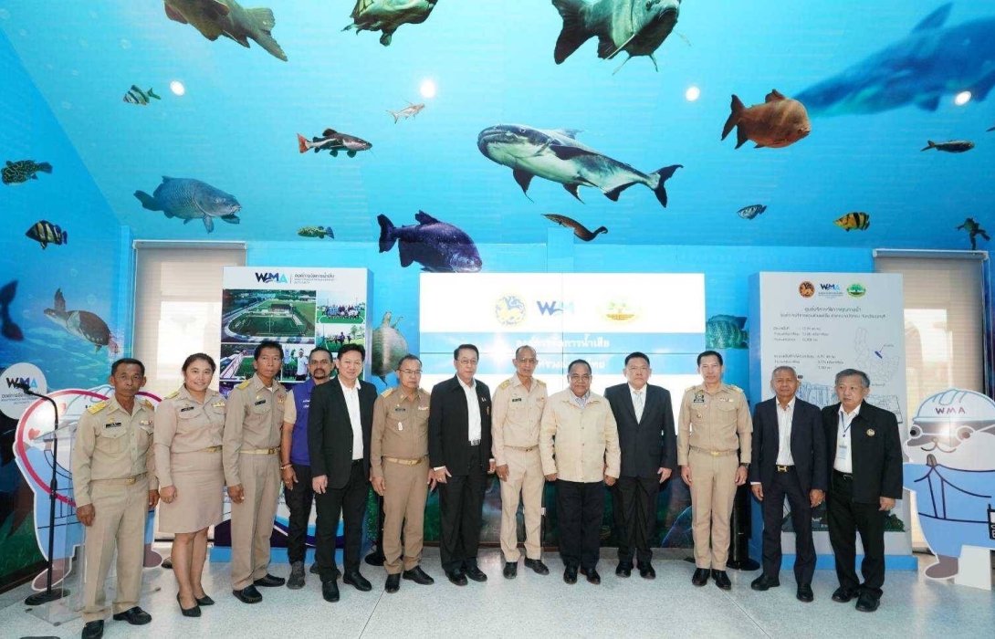 รมช.มหาดไทย เยี่ยมศูนย์บริหารจัดการคุณภาพน้ำ อบต.ลำโพ จ.นนทบุรี