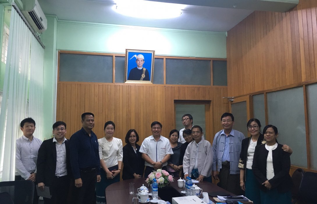 แลกเปลี่ยนความคิดเห็น