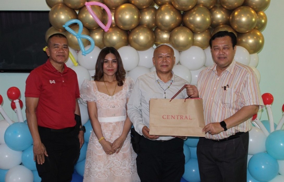 นายก สภท. ร่วมอวยพรวันคล้ายวันเกิด “ขุนทรัพย์” ภักดี วีระรัตน์