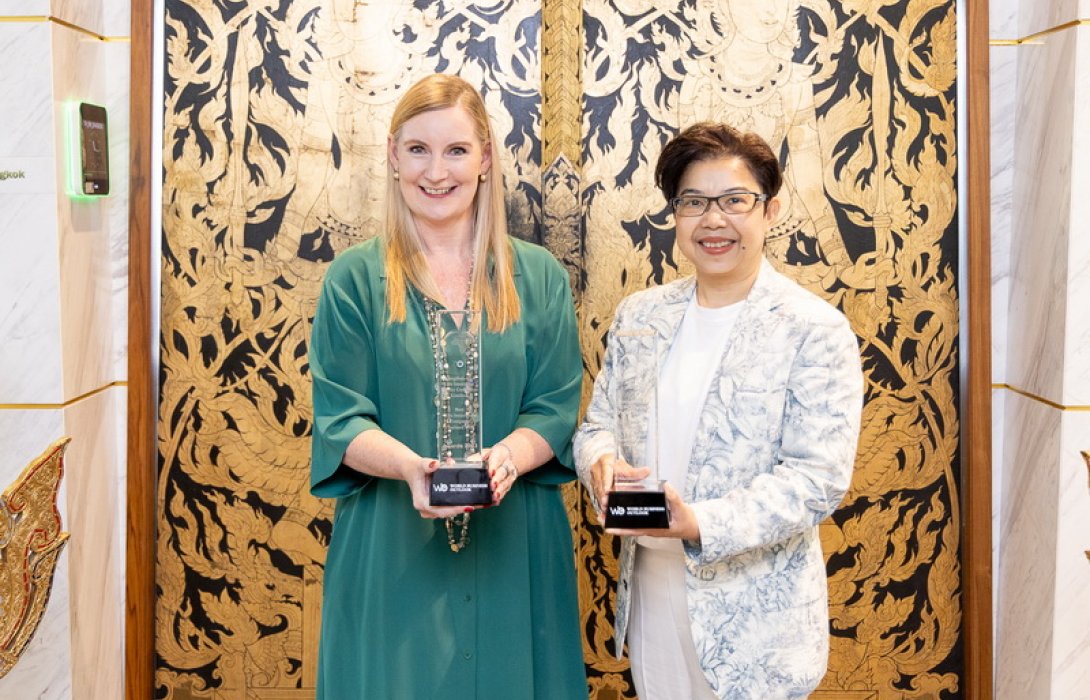 กรุงไทย-แอกซ่า ประกันชีวิต คว้า 2 รางวัลใหญ่ 3 ปีซ้อน จากเวทีระดับโลก World Business Outlook