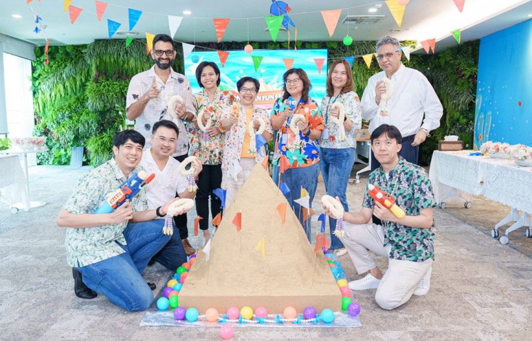 กรุงไทย–แอกซ่า ประกันชีวิต สืบสานประเพณีไทย “มนต์เสน่ห์ สงกรานต์สาดสุข” เสริมสิริมงคลต้อนรับปีใหม่ไทย