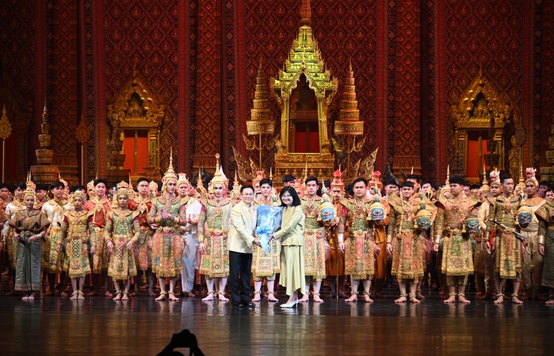 “เมืองไทยประกันภัย” ร่วมสนับสนุนศิลปะวัฒนธรรมของชาติ ปิดรอบชม “โขน พระจักราวตาร” ส่งความสุขท้ายปี ให้ลูกค้า - พันธมิตร