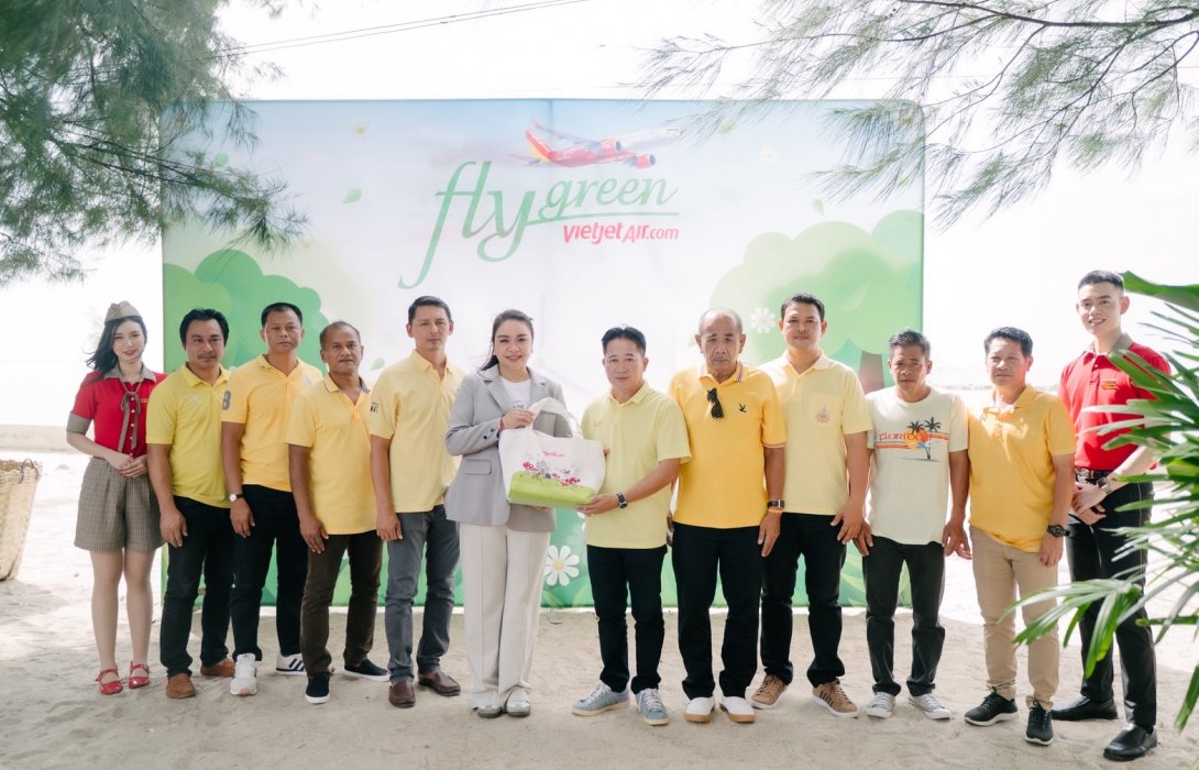 โครงการ “Fly Green” เวียตเจ็ทไทยแลนด์ เก็บขยะได้กว่า 500 กิโลกรัม และปลูกป่าชายเลนกว่า 50,000 ต้น 
