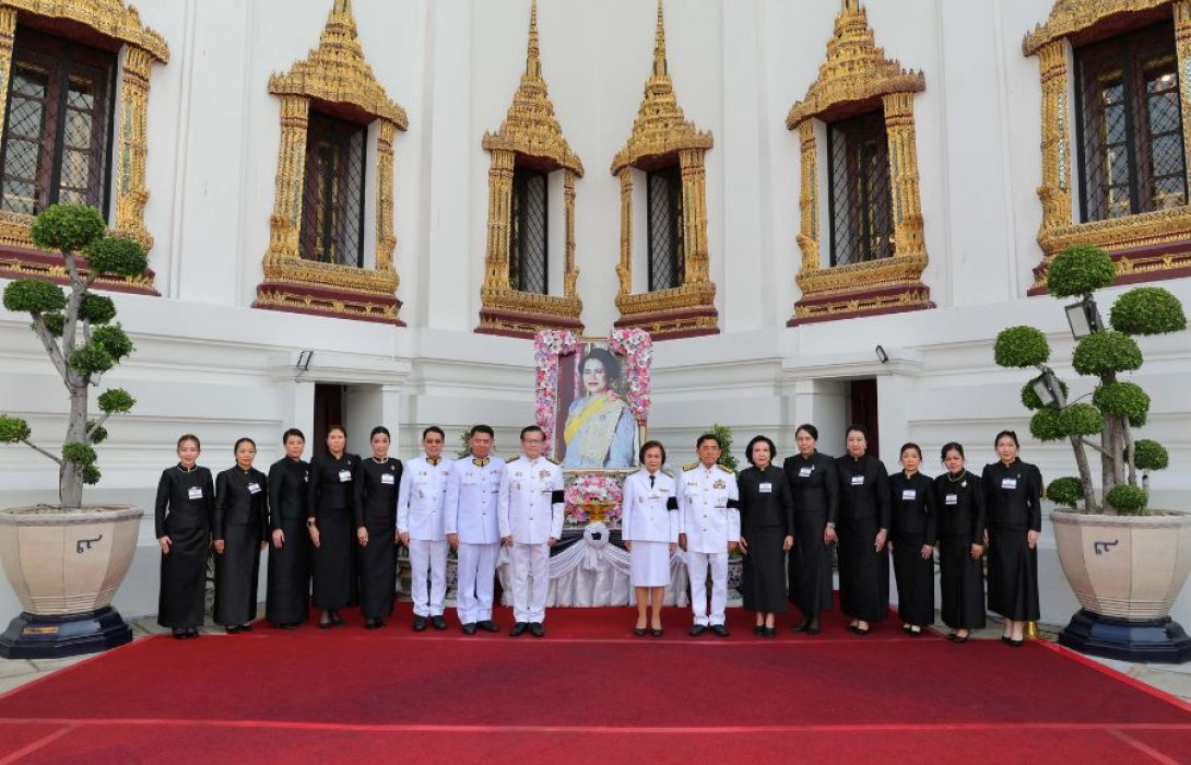 ทิพยประกันภัย ร่วมเป็นเจ้าภาพบำเพ็ญพระราชกุศลถวายพระบรมศพ สมเด็จพระนางเจ้าสิริกิติ์ พระบรมราชินีนาถ พระบรมราชชนนีพันปีหลวง