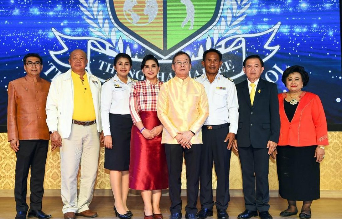 โปรธงชัย ใจดี เปิดโรงเรียนทางเลือก หวังสร้างเยาวชนรุ่นใหม่