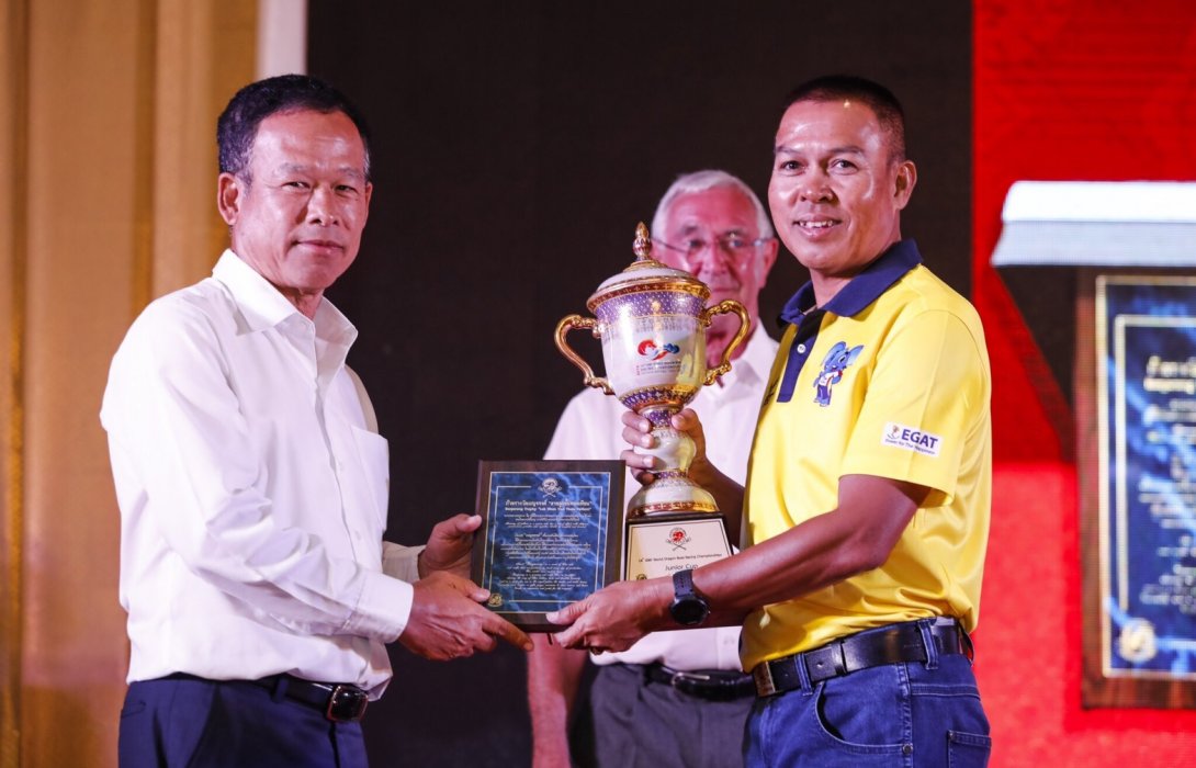 ทัพเรือไทยผงาดคว้า 2 ถ้วยรางวัลยอดเยี่ยม“เรือยาวมังกรชิงแชมป์โลกครั้งที่ 14”