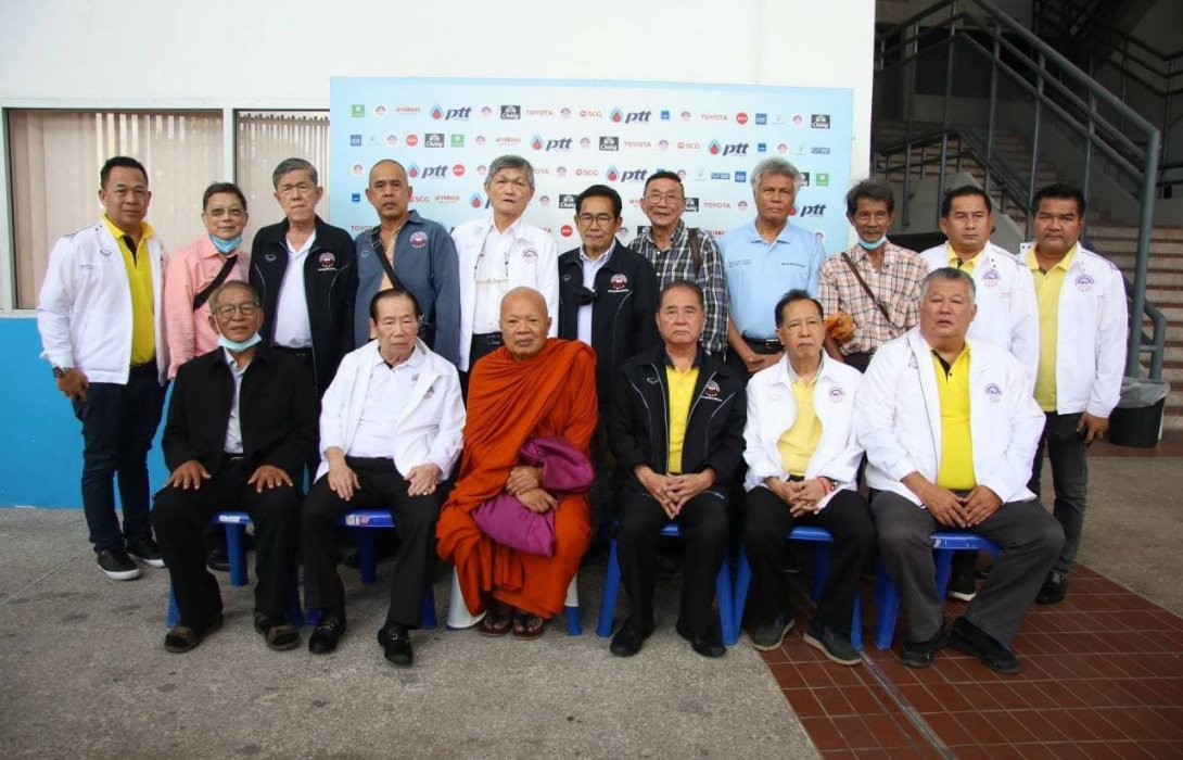 ส.นักข่าวช่างภาพกีฬาทำบุญให้สื่อที่ล่วงลับแจก