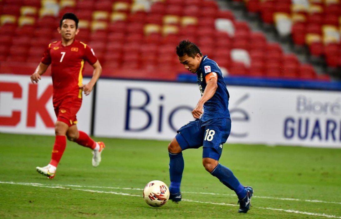 “ชนาธิป”ซัดสอง พาช้างศึก ทุบ เวียดนาม 2-0 ฟุตบอลชิงแชมป์อาเซียน 2020  รอบรองชนะเลิศนัดแรก 