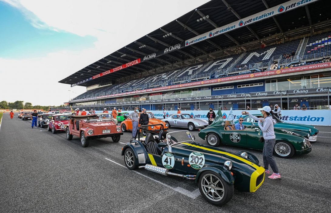 สนามช้างฯ ชวนแฟนท้าลมหนาวชมรถคลาสสิคระดับตำนานในงาน“Chang Classic Car Revival 2022” 