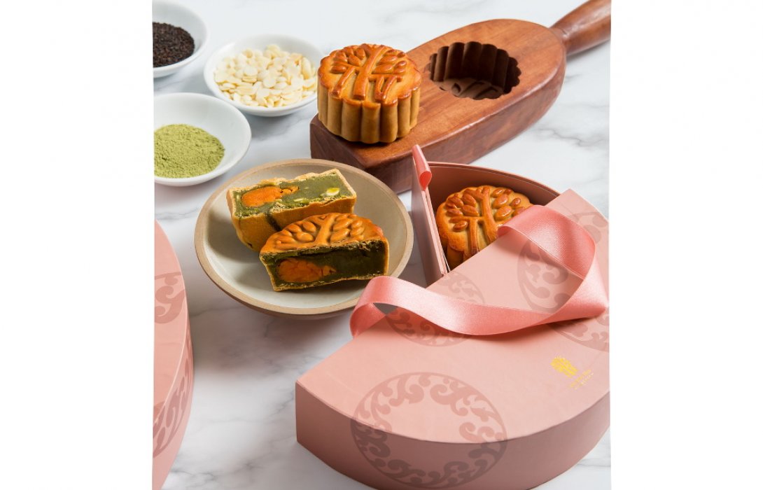 MOON CAKE SEASON IS HERE (14 August – 4 October 2017)