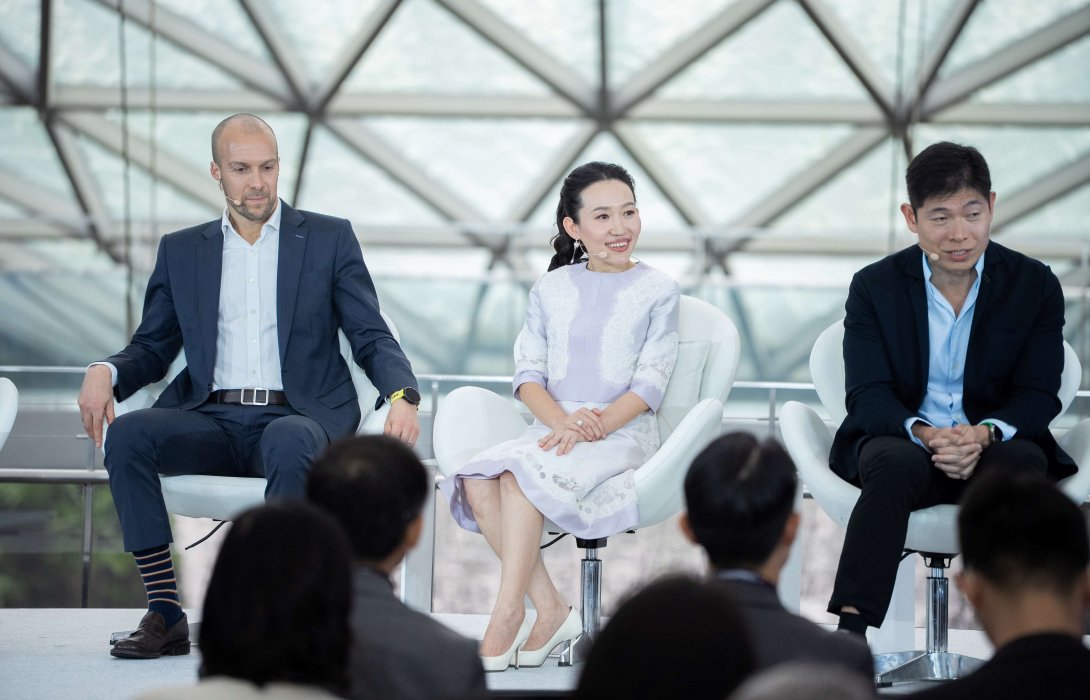 “ฐาปณี เตชะเจริญวิกุล” ซีอีโอหญิงแห่ง BJC ร่วมเสวนาบนเวทีระดับโลก CNBC Converge Live ถ่ายทอดมุมมองผู้นำรุ่นใหม่แห่งเอเชีย