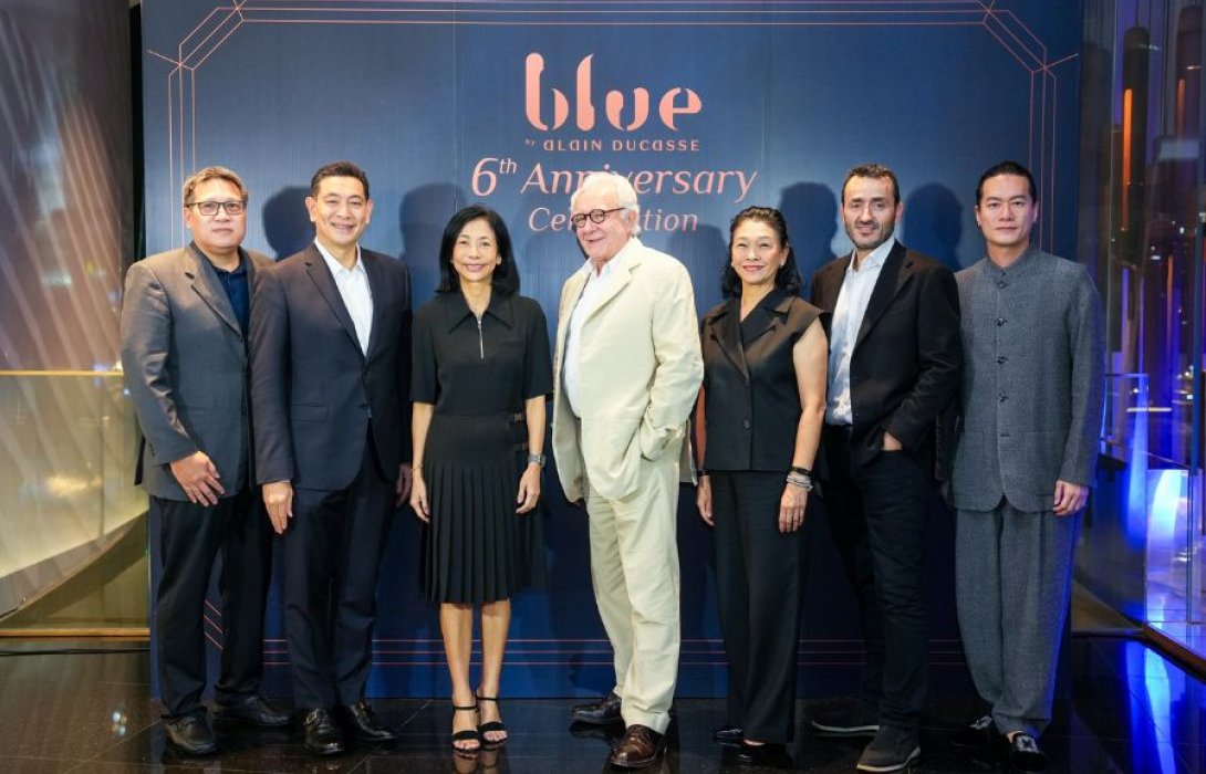 Blue by Alain Ducasse ฉลองครบรอบ 6 ปี เปิดบ้านต้อนรับเชฟระดับตำนาน ‘Alain Ducasse’ พร้อมเสิร์ฟเมนูพิเศษ Découverte โดยเชฟ Evens López