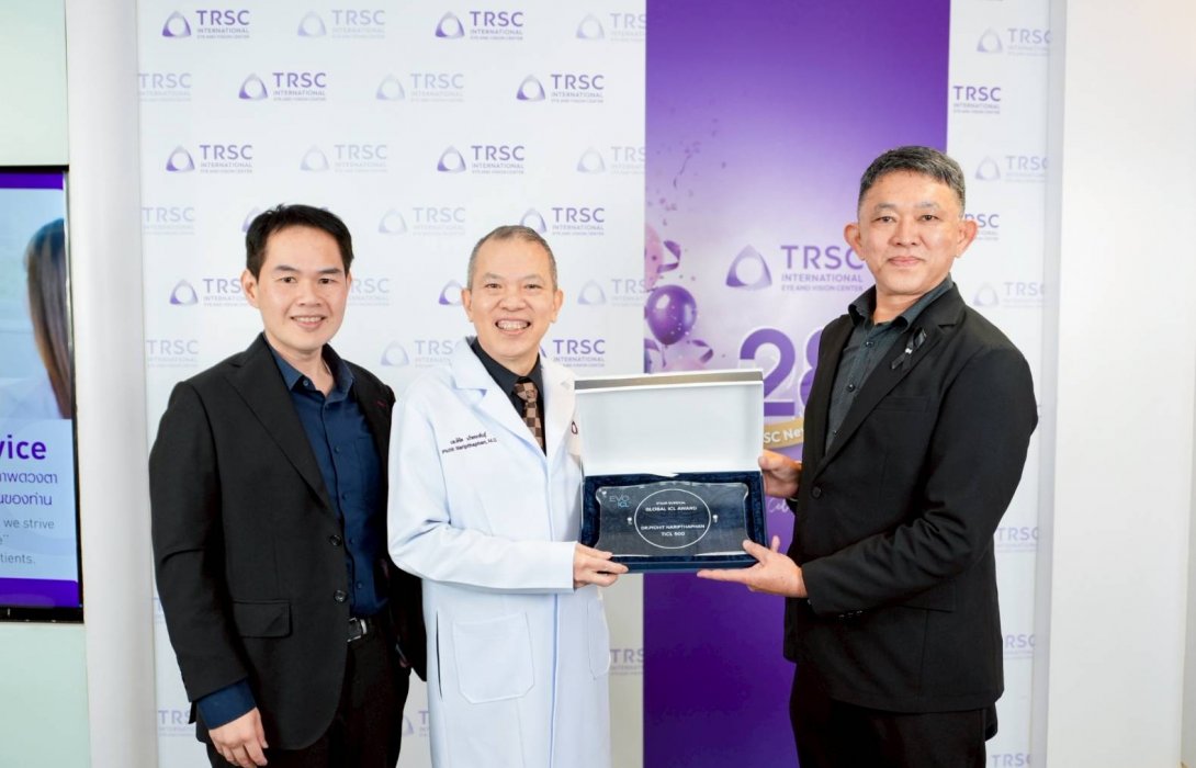 Congratulations! นพ. พิชิต นริพทะพันธุ์ และ TRSC International Eye & Vision Center ได้รับรางวัล EVO ICL Legacy Partner Award และ Global ICL Award ระดับนานาชาติ จาก STAAR Surgical Company, ประเทศสหรัฐอเมริกา