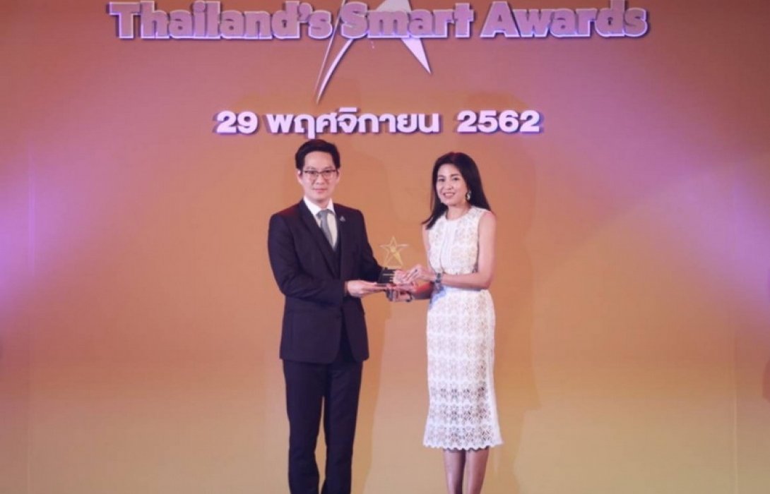 เอไอเอ ประเทศไทย คว้ารางวัล Thailand’s Smart Awards ครั้งที่ 2 ประจำปี 2562 สาขากลยุทธ์การสร้างเสริมความสัมพันธ์ต่อลูกค้ายอดเยี่ยม