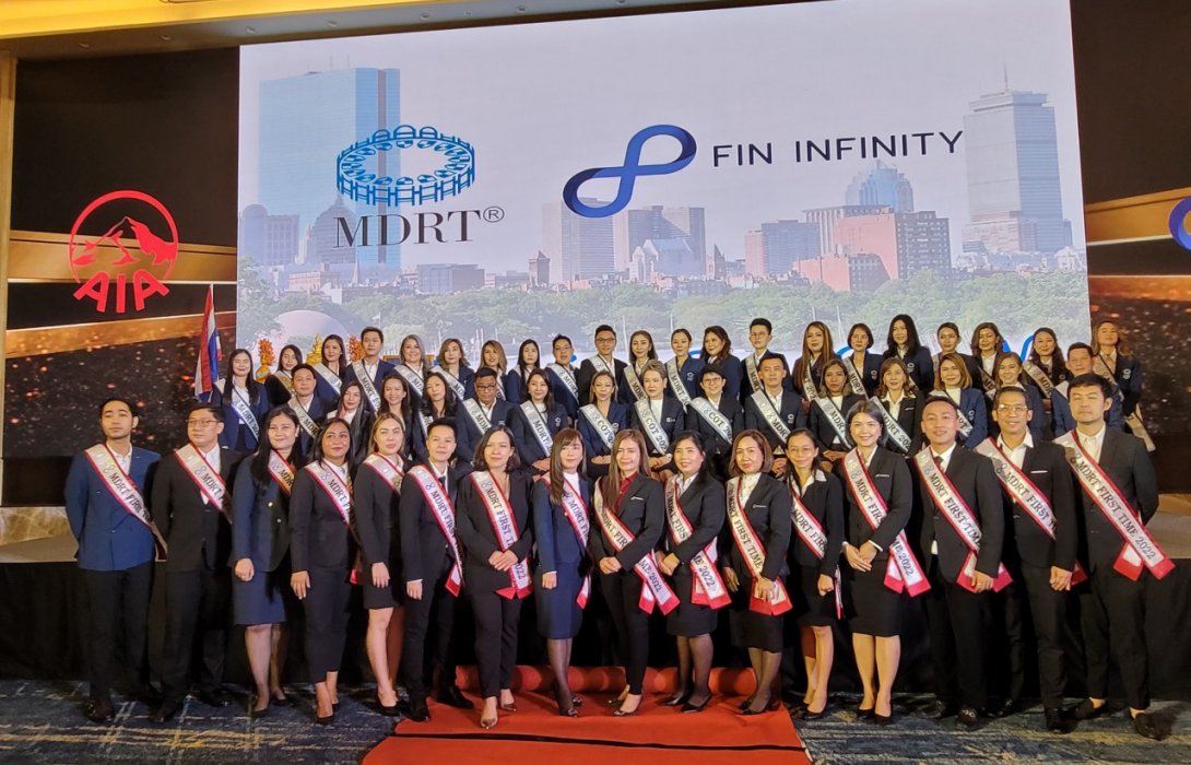 “ศิริภรณ์ พุทธรักษ์” CEO “ฟินน์ อินฟินิตี้” จัดยิ่งใหญ่ มอบวุฒิบัตรบุคลากรที่จบหลักสูตร Fin Academy Level 4 รุ่นแรก