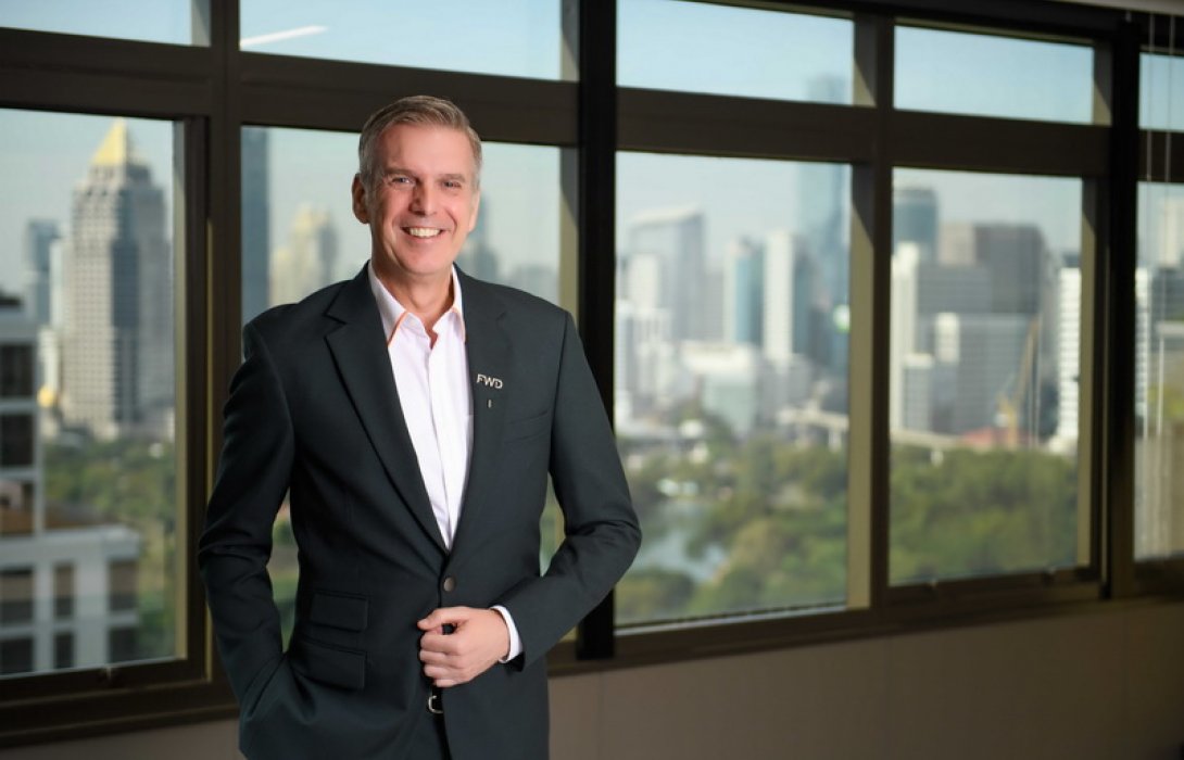 FWD ประกันชีวิต ปล่อยแคมเปญดีลสุดพิเศษ Mid-Year Mega Sale ประกันคุ้มครองมะเร็ง – โรคร้ายแรง ลดเบี้ยประกันปีแรก 25%