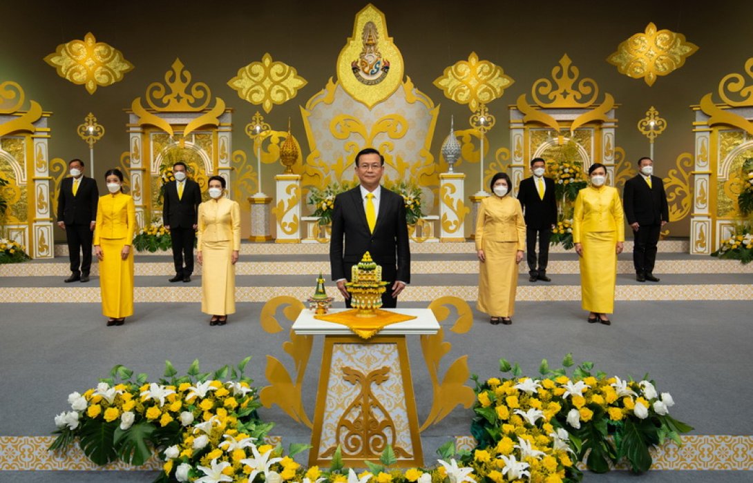 ทิพยประกันภัย ร่วมถวายพระพรชัยมงคล พระบาทสมเด็จพระปรเมนทรรามาธิบดีศรีสินทรมหาวชิราลงกรณ พระวชิรเกล้าเจ้าอยู่หัว