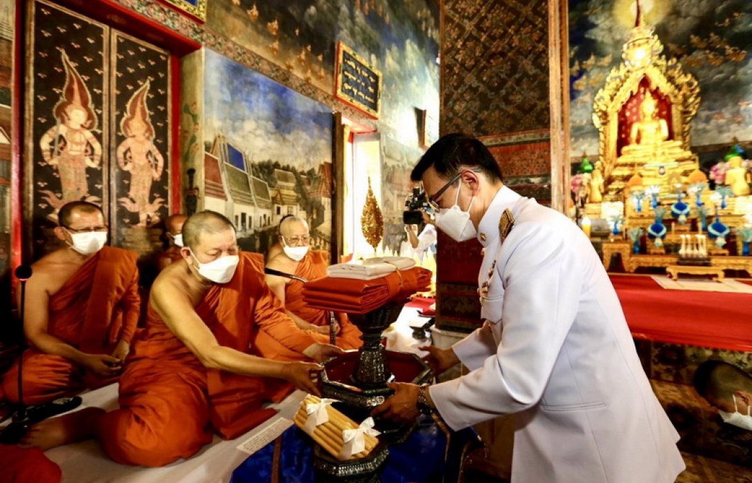 สำนักงาน คปภ. จัดพิธีถวายพระกฐินพระราชทาน ประจำปี 2565 ณ วัดเสนาสนารามราชวรวิหาร จังหวัดพระนครศรีอยุธยา