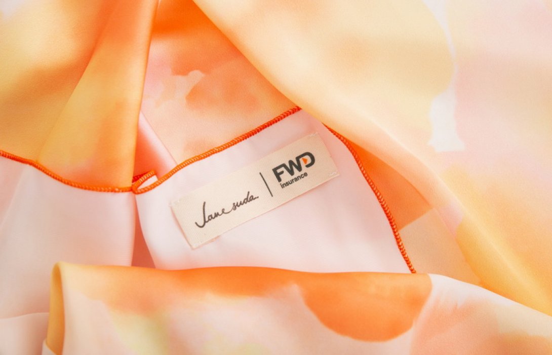 FWD ประกันชีวิต ร่วมกับ JANESUDA ออกผ้าพันคอคอลเลคชั่น “Celebrate living” เพื่อให้ทุกคนได้สร้างสรรค์การแต่งตัวในแบบของตัวเอง