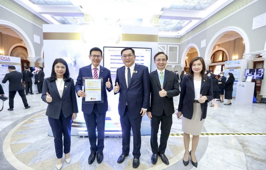 สำนักงาน คปภ. ก้าวสู่ผู้นำการให้บริการดิจิทัลภาครัฐ คว้ารางวัลในงานรัฐบาลดิจิทัล ประจำปี 2565 “DG Awards 2022” ประเภท “หน่วยงานคุณภาพด้านการใช้ธรรมาภิบาลข้อมูลภาครัฐ (Data Governance)” ด้วยคะแนนรวมจัดอยู่ในกลุ่ม Very High