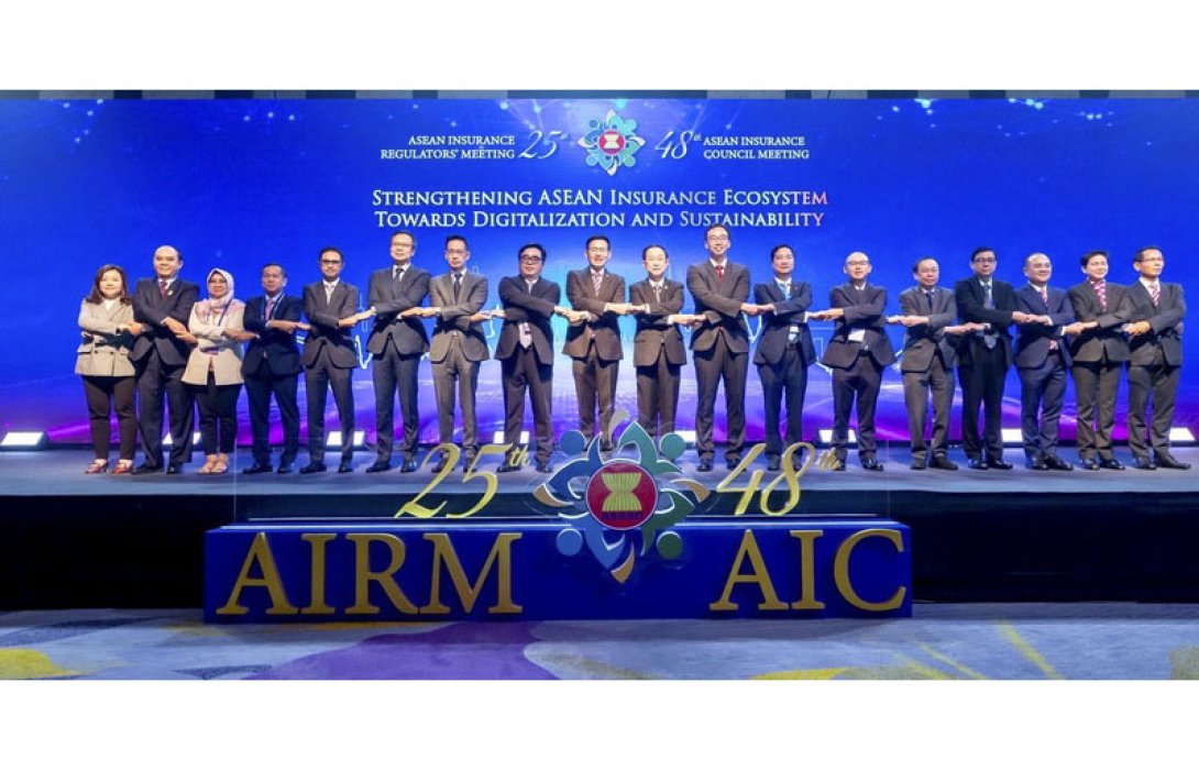 ไทยประสบความสำเร็จอย่างงดงามในการเป็นเจ้าภาพจัดการประชุม นายทะเบียนประกันภัยอาเซียนประจำปี 2565 ครั้งที่ 25 แจ้งเกิดแนวคิดผลิตภัณฑ์ประกันภัยอาเซียนเพื่อความยั่งยืน