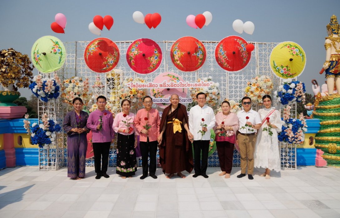 ทิพยประกันภัย ร่วมพิธีเปิดสกายวอล์คสะพานกระจกลอยฟ้า แลนด์มาร์คแห่งใหม่ ณ วัดแสงแก้วโพธิญาณ จังหวัดเชียงราย