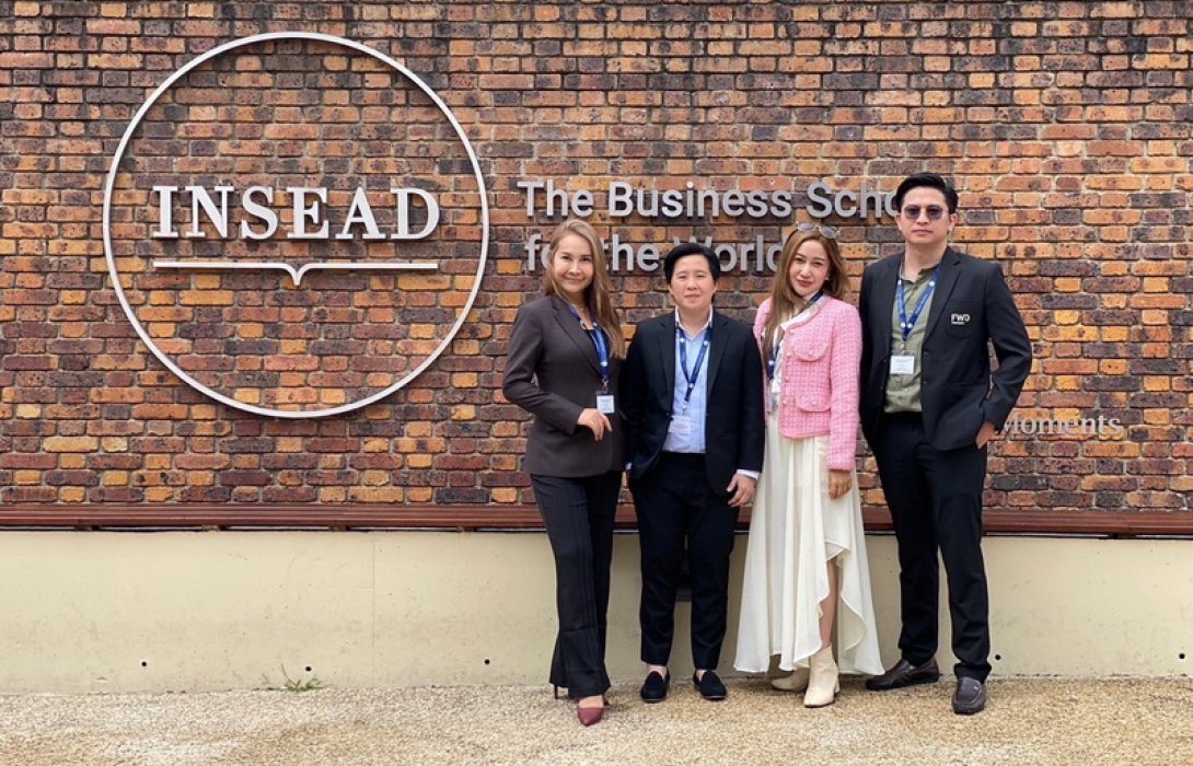 FWD ประกันชีวิต ส่งสุดยอดผู้บริหารตัวแทนรุ่นใหม่บินลัดฟ้า ติวเข้มอบรมหลักสูตร FWD Elite Signature Program at INSEAD รุ่นที่ 3