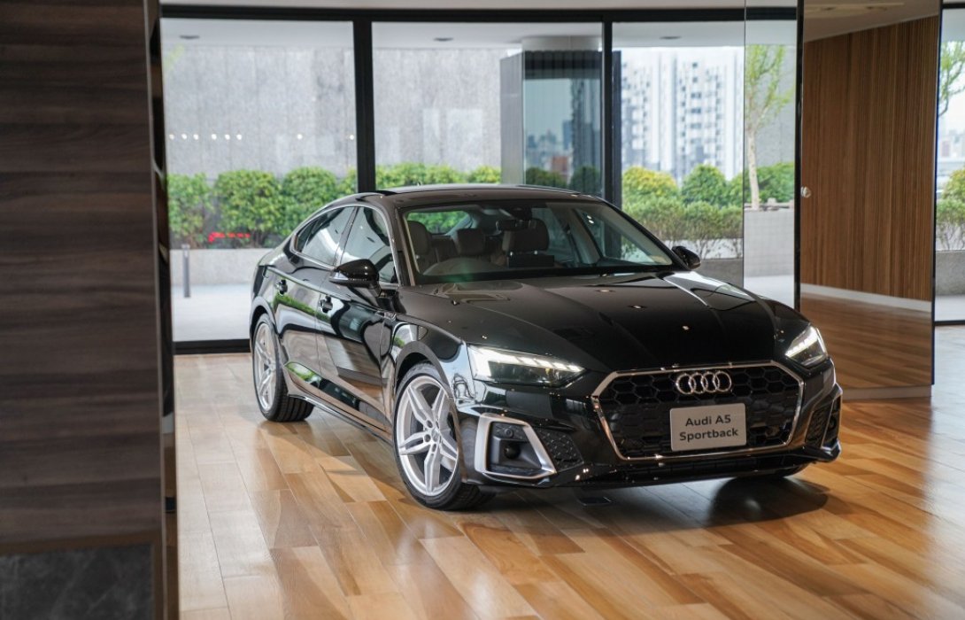  อาวดี้ สร้างปรากฎการณ์ใหม่เปิดตัว“The New Audi A5” หลากหลายรุ่น พร้อมปรับราคาคุ้มสุดๆ
