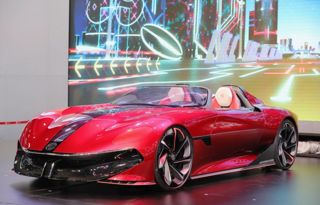 เอ็มจี โชว์ MG Cyberster พร้อมเปิดโอกาสให้คนไทยได้เป็นเจ้าของรถสปอร์ต EVในงานมอเตอร์เอ็กซ์โป 