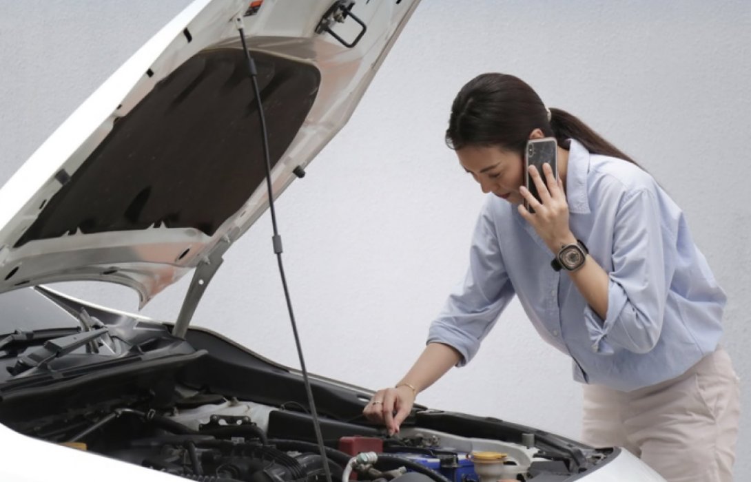 ควิกเลนแนะนำเคล็ดไม่ลับเพื่อความอุ่นใจให้สาวๆ เมื่อรถเสียกลางทาง