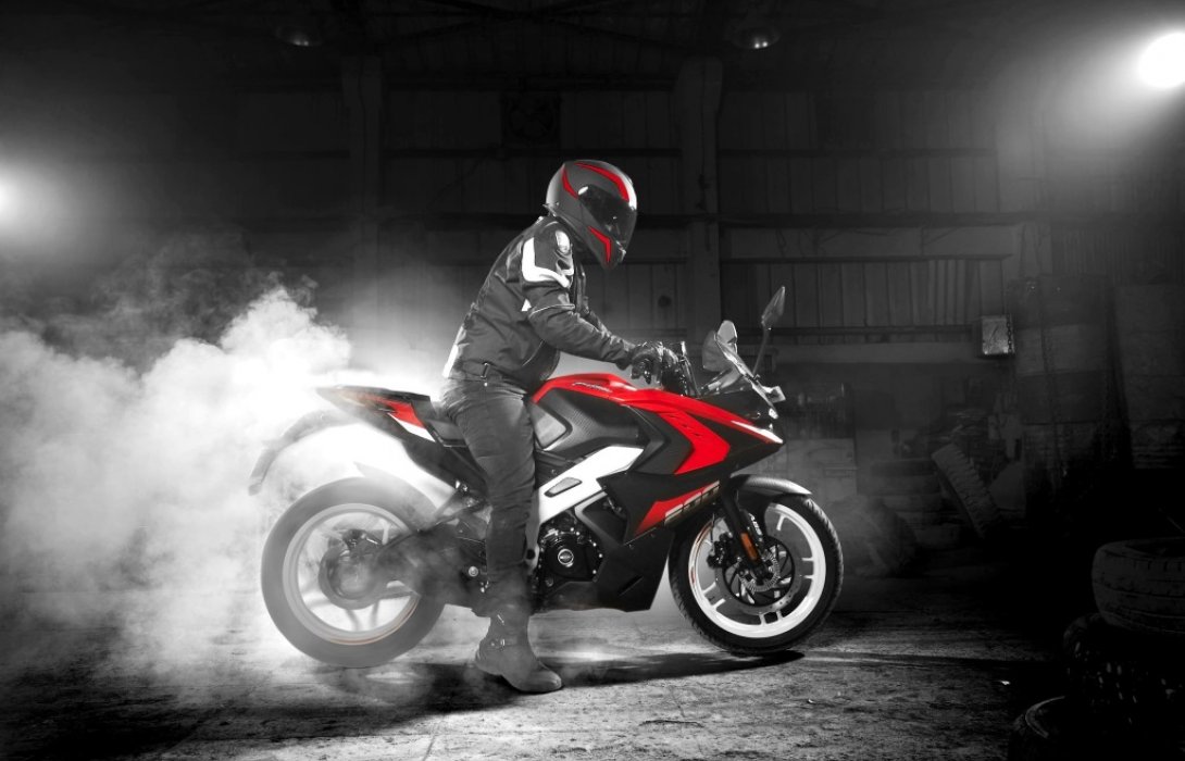 บาจาจ เผยโฉม“Bajaj Pulsar NS 200”มอเตอร์ไซค์สปอร์ตสุดโฉบเฉี่ยวตอบรับการขับขี่ในเมือง 