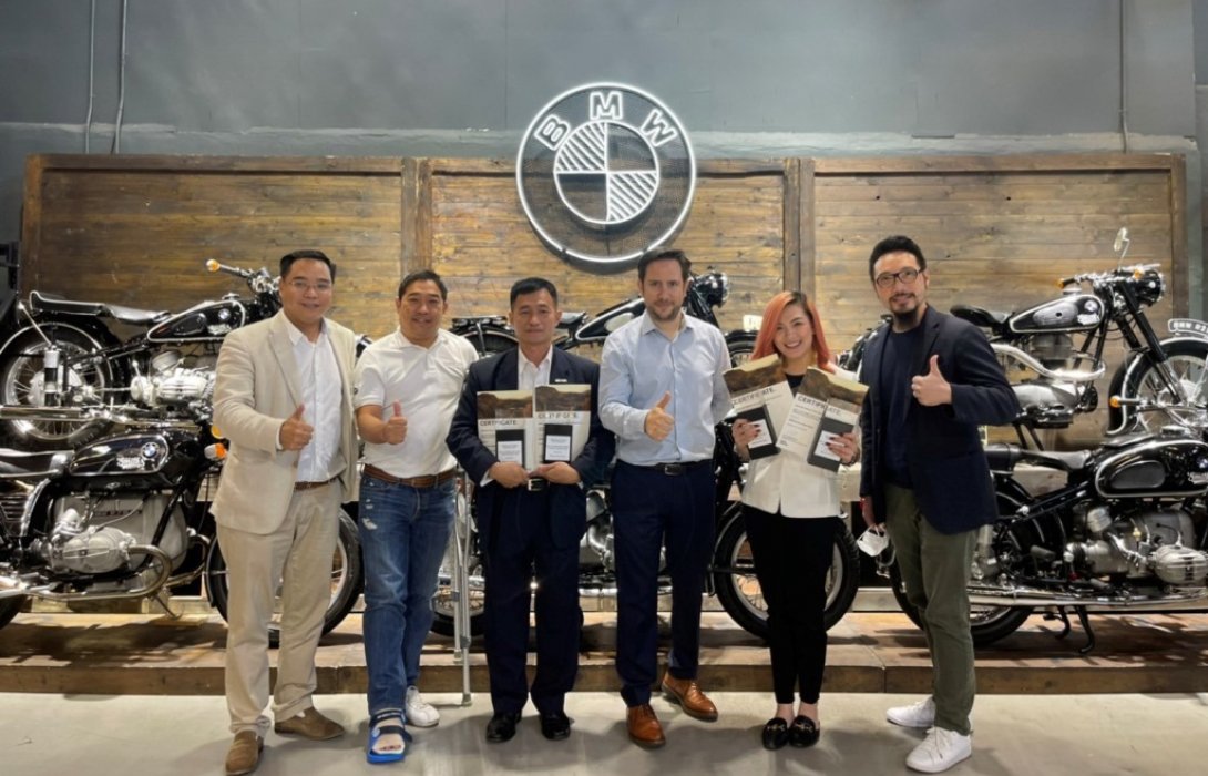 BMW MOTORRAD MILLENNIUM AUTO คว้า 11 รางวัล ในงาน‘BMW MOTORRAD THAILAND DEALER AWARDS 2021’