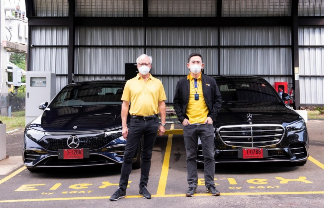 เมอร์เซเดส-เบนซ์ จับมือ กฟผ. ประเดิมทริปรักษ์โลก เยี่ยมชมโซลาเซลล์ลอยน้ำไฮบริดที่ใหญ่ที่สุดในโลก